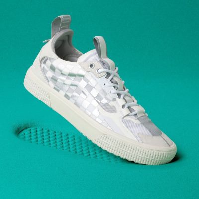 Vans Checker Overt ComfyCush - Kadın Spor Ayakkabı (Beyaz Gri)